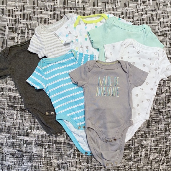 cloud island Other - Cloud Island Lot of Newborn Onesies/Bodysuits GUC